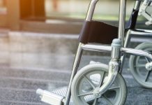 骨折特性と患者背景から術後の感染症リスクを推定する機械学習アルゴリズム