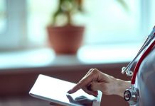 臨床記録作成AIツール: DAX-Copilotは医師の臨床文書作成の負担を軽減するか