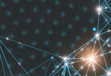 散乱光で「隠れた物体を可視化」するホログラフィックカメラ