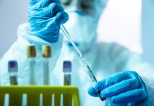 データセットの「量と特異性」を組み合わせるAI創薬研究