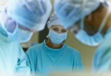 手術技量を自動評価する3段構えの機械学習アルゴリズム