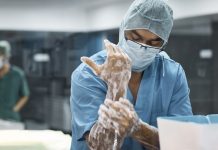 口腔がんの治療選択を個別最適化するAIシステム